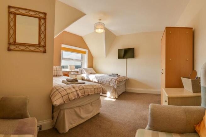2 bed Apartment for sale Image 8