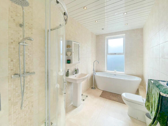 2 bed Terraced for sale Image 10