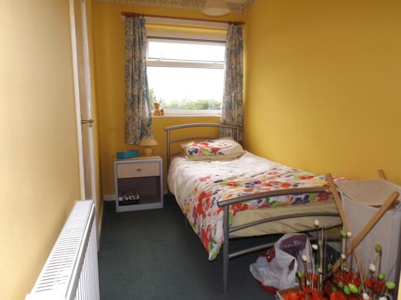 2nd bedroom