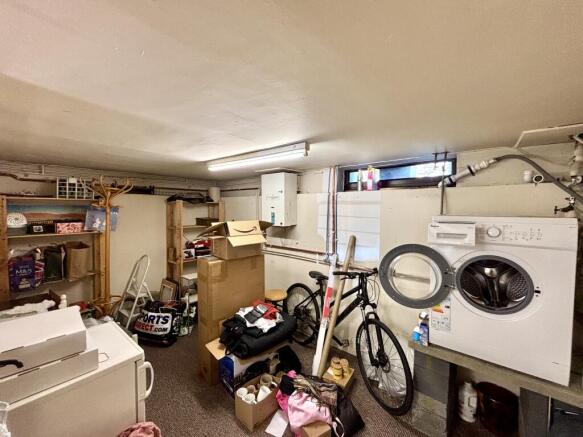 2 bed Terraced for sale Image 9