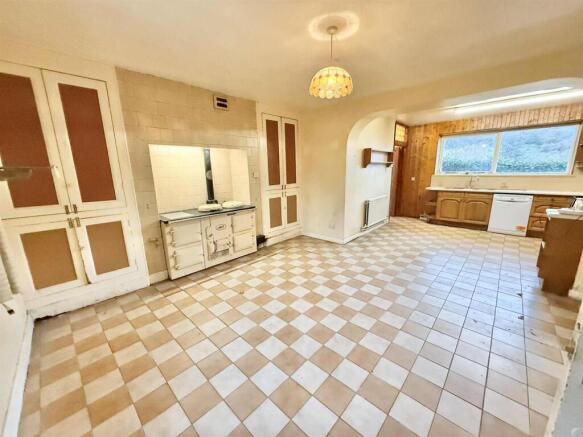 Dining Kitchen.jpg