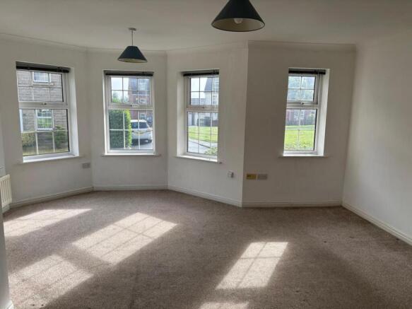 1 bed Apartment for sale Image 4