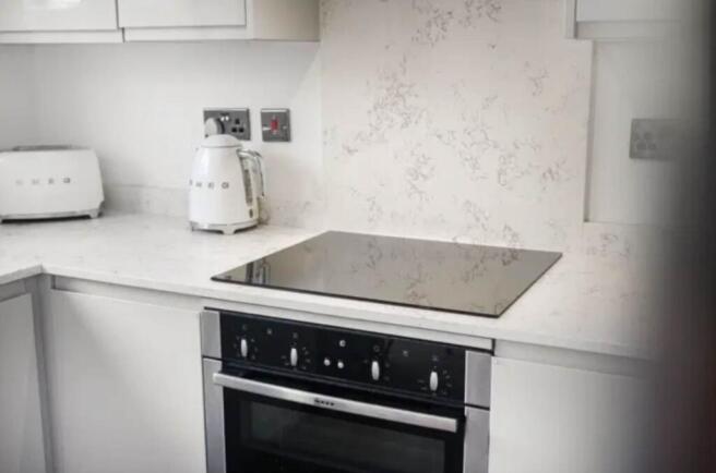 3 bed Town House for sale Image 10