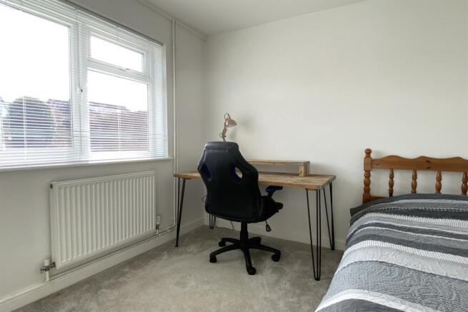 Bedroom 3/Study