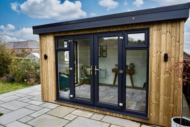 Garden room