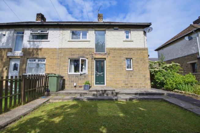 2 bed Semi-Detached for sale in huddersfield