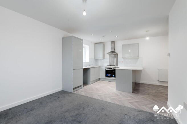 24 Charlestown View, Glossop, Derbyshire SK13 8GT photo 5
