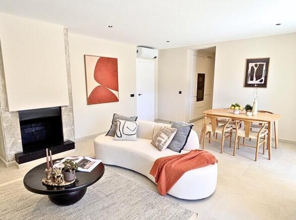 Living Room (3)