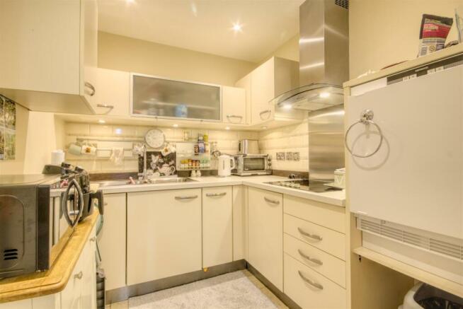 1 bed Apartment for sale Image 4