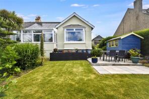 3 Peacehaven, Tresco Place, Falmouth TR11 2JH
