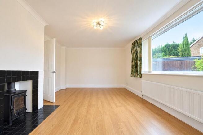 Living room 2.jpg