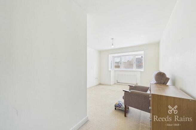 2 bed Apartment for sale Image 8