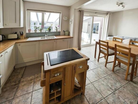 editedimage-f5f5abd6-36bb-4722-872e-0a946bfd3a87 2