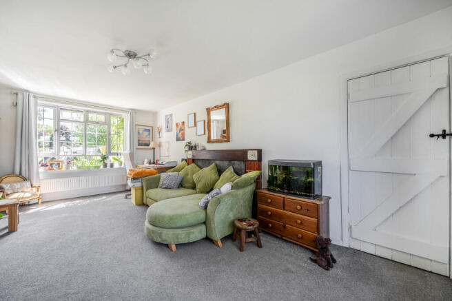 Amberley Lane, Milford, GU8 photo 4