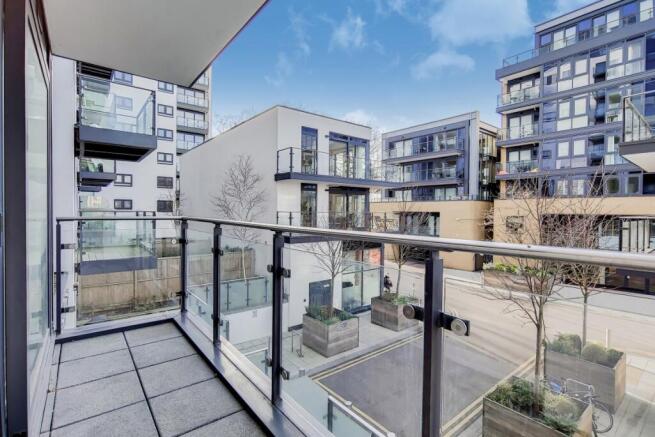 6_Balcony-1