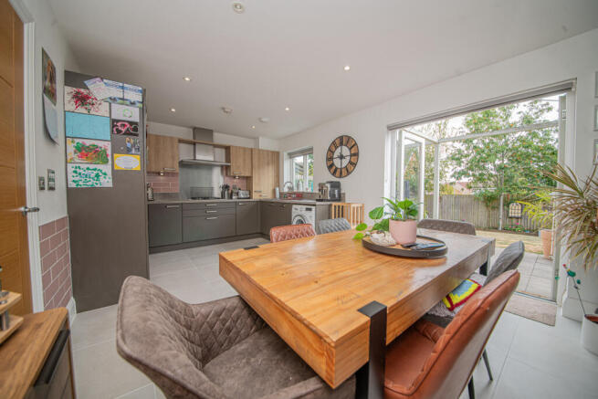 Kitchen/Breakfast