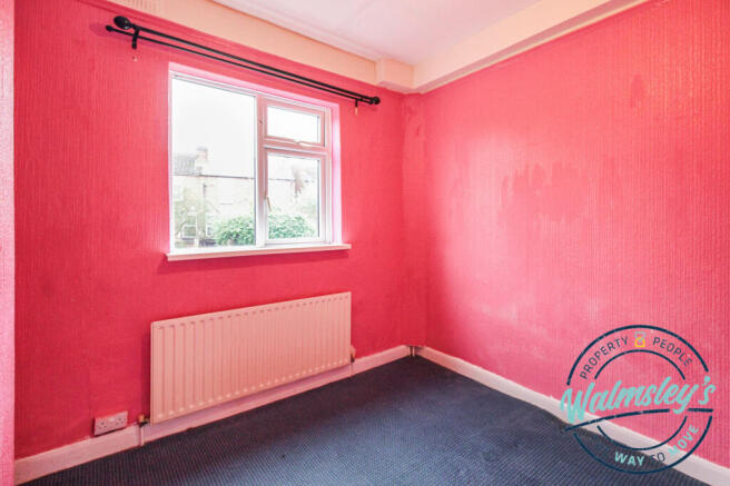 Rear bedroom