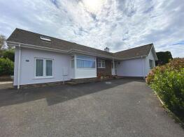 12, Rydon Acres, Totnes TQ9 6QJ
