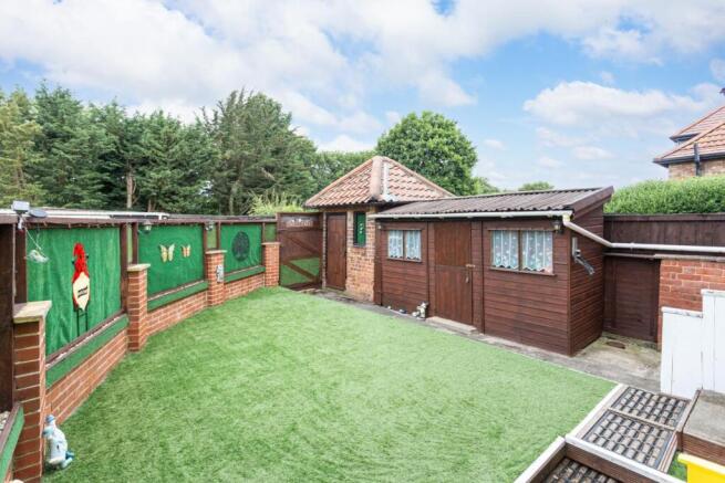 3 bed Semi-Detached for sale Image 5