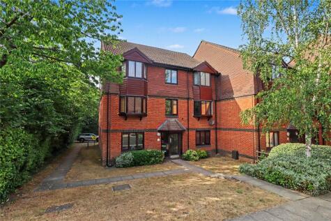 Foxhills, Woking, Surrey, GU21