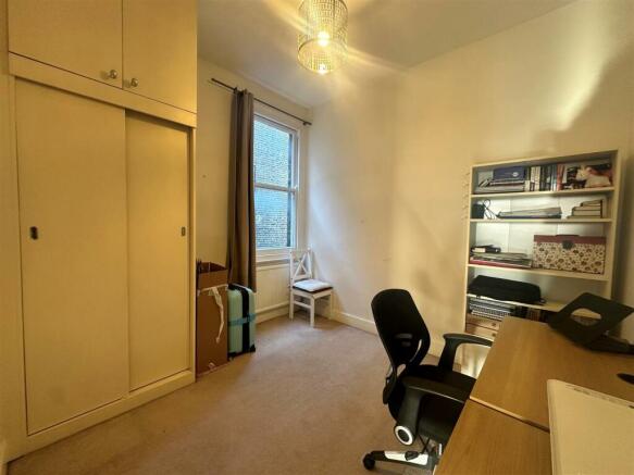 APM, bedroom 2a, Eden Harper SW11