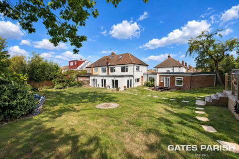 The Glade, Upminster, RM14