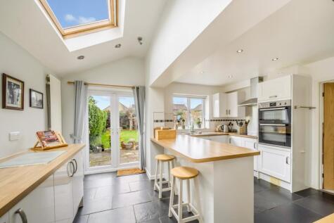Pheasant Way, Cirencester