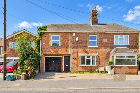 Straight Road, Colchester
