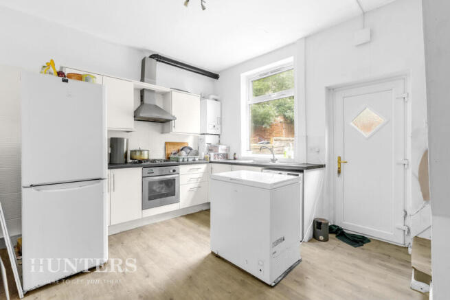 2 bed Terraced for sale Image 5