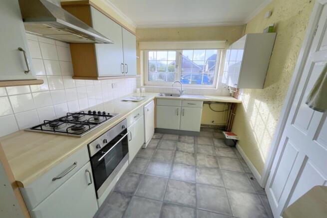 Fitted kitchen with 