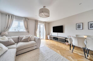 9, Commodores Close, Sheerness ME12 3UU
