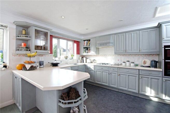 Kitchen/Breakfast Rm