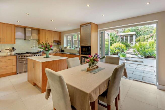 Kitchen/Dining Room