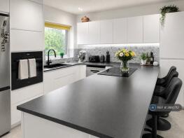 Flat 8, 18 Audley Court, The Avenue, Surbiton KT5 8JH