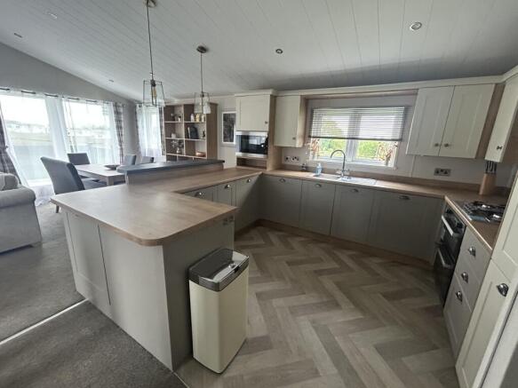 Three Bed Private Sale Willerby Portland 2022, Bowland Fell Holiday Park, Skipton, North Yorkshire, BD23 4SD photo 5
