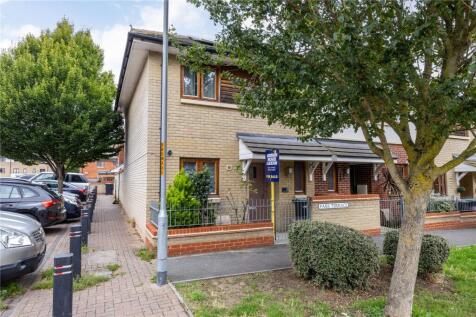 Ferguson Avenue, Gravesend, Kent, DA12