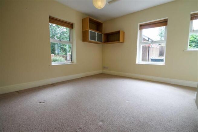 Guest bedroom
