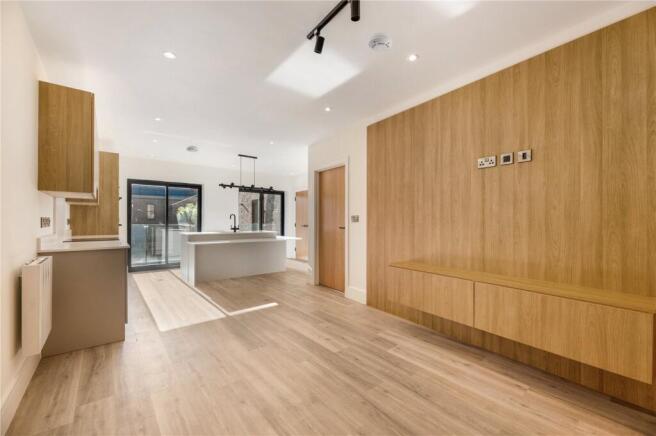 Kitchen Lounge
