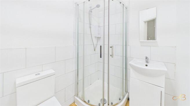 3 bed Terraced for sale Image 5