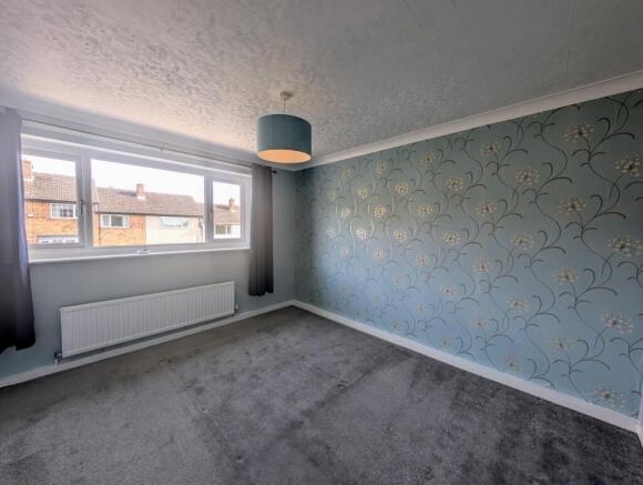3 bed Terraced to rent Image 8