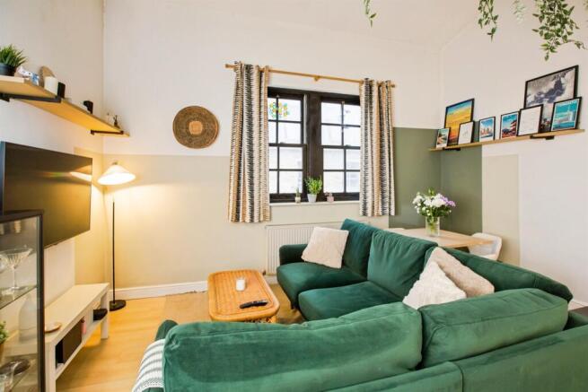 1 bed Apartment for sale Image 4