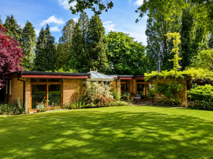 Brueton Avenue, Solihull