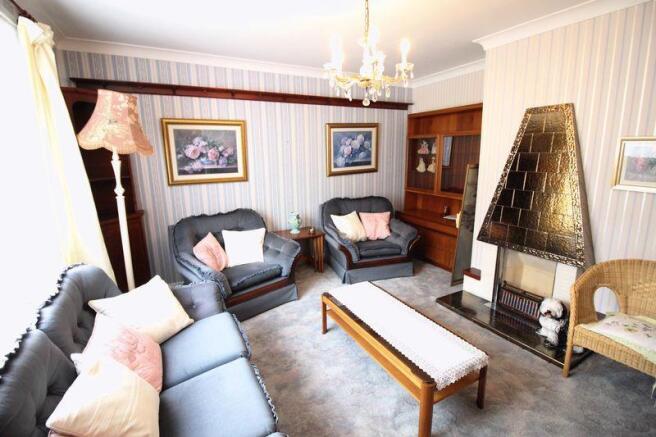 Front Lounge P...