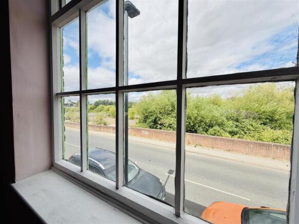 2 bed Terraced for sale Image 12