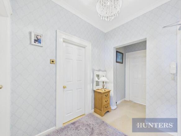 2 bed Flat for sale Image 10