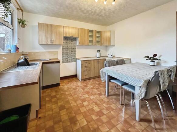 8 Jodrell Street, Abbey Green, Nuneaton, Warwickshire CV11 5EE photo 5