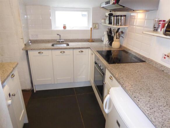 Kitchen.JPG