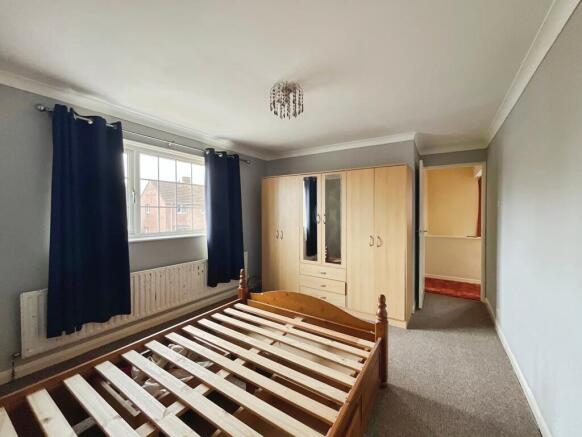 3 bed Semi-Detached for sale Image 12