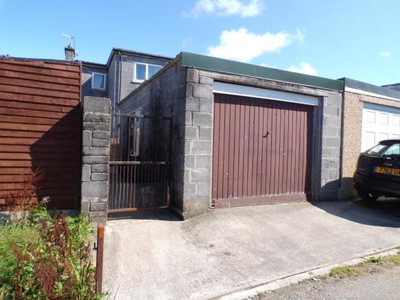 Single garage