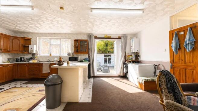 Plashet Rd, E13 houses for Sale By Barrain London